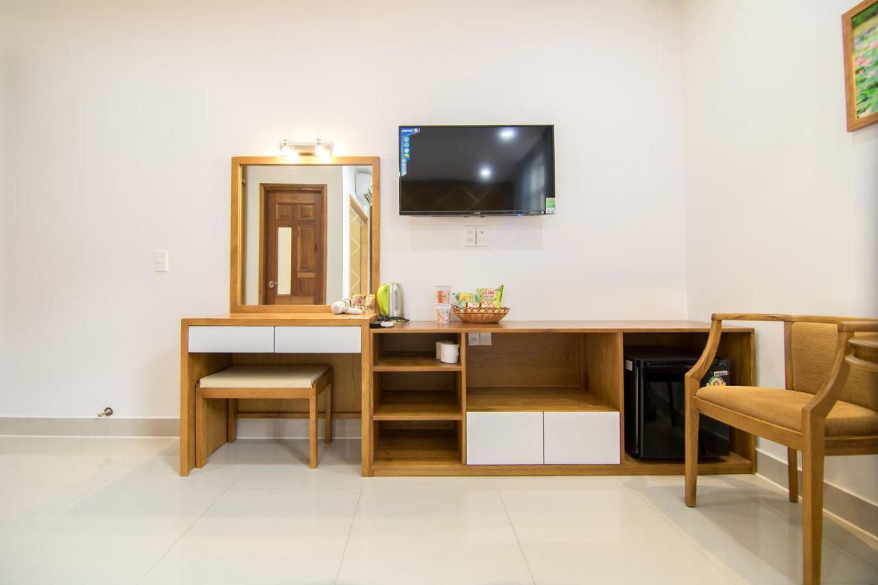 Reddoorz Plus Near Lotte Mart Cong Hoa ホーチミン市 エクステリア 写真