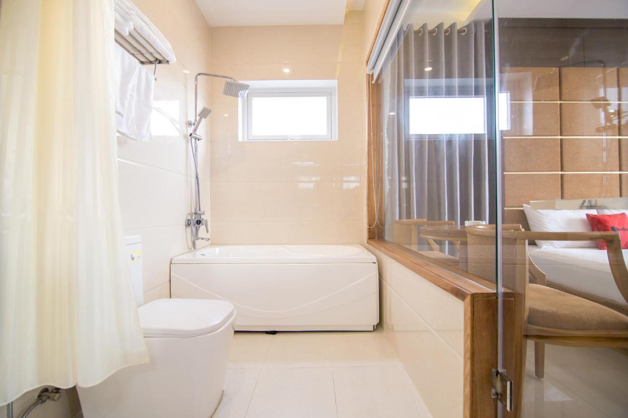Reddoorz Plus Near Lotte Mart Cong Hoa ホーチミン市 エクステリア 写真