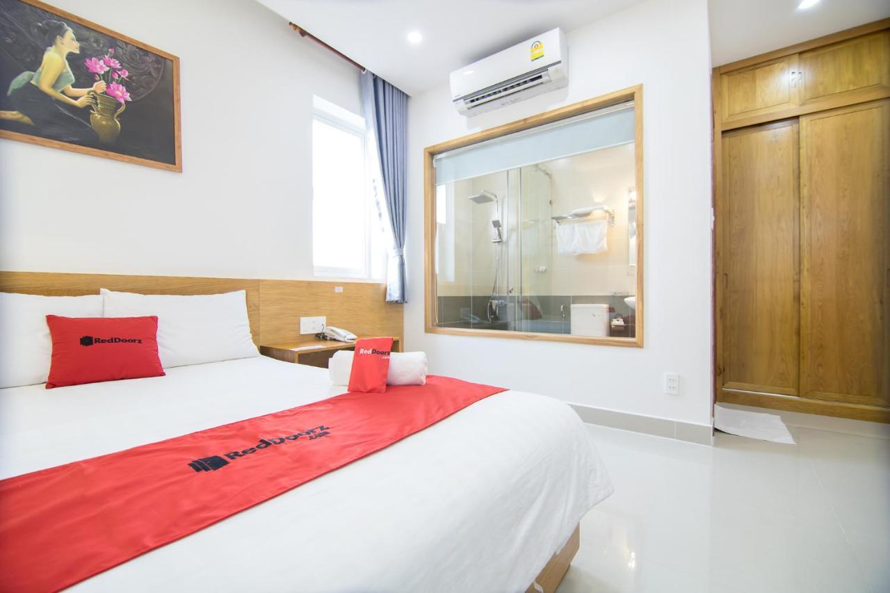 Reddoorz Plus Near Lotte Mart Cong Hoa ホーチミン市 エクステリア 写真